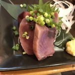 Sanriku Izakaya Isaribi - カツオ刺身