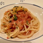 トラットリア ラ タルタルギーナ - ウニとトマトソースのパスタ