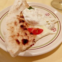 トラットリア ラ タルタルギーナ - マルゲリータピザ