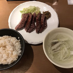 Gyuutan Waka - 牛タン三枚定食 1360円