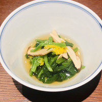 鮨 天川 - 【先付】
                    ・ほうれん草と松茸のお浸し
                    
                    