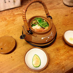 旬鮮味処 かつら - （2019年9月）
      松茸の土瓶蒸し。
      メニューにあれば頼まずには… (*ﾉ∀`*)
      鱧、海老…具沢山で美味でした♪