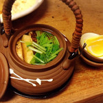 旬鮮味処 かつら - （2018年11月）
      松茸土瓶蒸し。
      秋ですねぇ…(*´꒳`*)