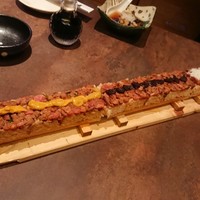 肉匠 とろにく 恵比寿店 - ロングユッケ寿司