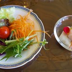 アンカーズラウンジ - サラダ          海の幸のコンフィ