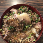 炭菜房 - お肉の厚みはこんなもん