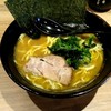 横浜家系ラーメン 銀家 札幌宮の森本店