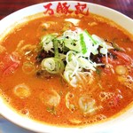 万豚記 - 赤トマト坦々麺
