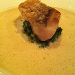 エメ・ヴィベール - お魚：甘鯛のカリカリ焼きとブロッコリーのアンブーレ