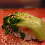 鮨 おさむ - 「カイワレ昆布ジメ」　唯一苦手だった・・・