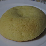 カンパーロ - メープルメロンパン(140円)