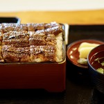 炭火焼うなぎ 東山物産 - 極上重