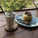 8cafe - バニラアイスバナナクレープとアイスチャイ