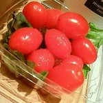 みのりカフェ - 「本日のデリ」山盛りのミニトマト