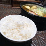 ラーメン研究所 我流る！ - ・小ライス