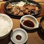 やよい軒 - 漬け込みカルビ焼肉定食 890円 ♪