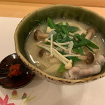割烹 一楓 - やまゆりの豚と九条ネギ、茸の白みその鍋 豚と白みその出汁が美味しい。