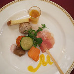 マゼランズ - オードヴルの盛り合わせ