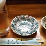 しんばし - 現在、てんやわんや中。こういう時に限って、ビールサーバは空になる。