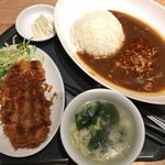 羊福 - 「中華風特製カレーとパーコーセット」980円