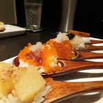SUSHI＆GRILL SOUYA - One Spoon 魚卵6種盛り合わせ（1500円）