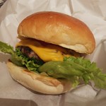 DOUG 'S BURGER - 