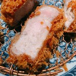 西麻布 豚組 - デ・リュックス琉香豚3cm厚切り