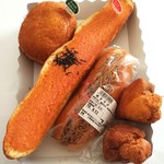 焼きたて工房 - パンをこれだけ買って530円(2019.09.11)