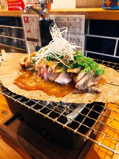 Taishuusakabayabuki - 厳選地鶏の朴葉焼き