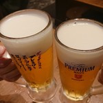 肉汁餃子のダンダダン - 4周年記念で生ビール@190円