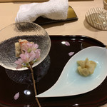 江戸前 鮨 服部 - 