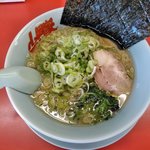 山岡家 - 醤油（味濃いめ・薬味ネギ）