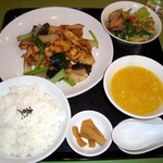 麗華 - ２０１２／２　若鶏の黒豆ソース炒めセット