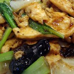 麗華 - ２０１２／２　若鶏の黒豆ソース炒め