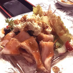 和旬菜と地酒　よし都みやこの　離れ - ローストチキンサラダ