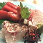 和旬菜と地酒　よし都みやこの　離れ - 刺身おまかせ三種盛り