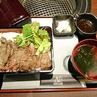 肉匠 牛虎 西中島店 - 