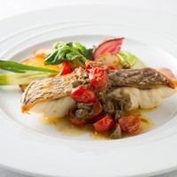 鮮魚のグリル　季節野菜を添えて