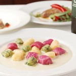 Osteria il pagliaccio - じゃが芋の三色ニョッキ・ゴルゴンゾーラソース