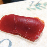 鮨旬美西川 - 漬けマグロ