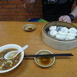 圓山老崔蒸包 - 