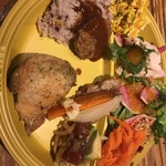 Kaka'ako Dining & Cafe - 