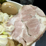 一条流がんこ総本家分家四谷荒木町 - 大判チャーシュー