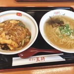 餃子の王将 - 麻婆野菜丼と塩ラーメン^ ^