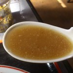和歌山ラーメン - コラーゲンたっぷり！とろみのあるスープ