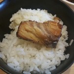 魚串さくらさく - 鯖黒煮オンザラーイス