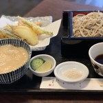 やぶそば - ・天ぷらランチ定食 三種ミックスの天ぷら 1,200円。