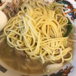 味よし食堂 - やや細麺のチャンポン麺