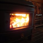 アラスカ - 暖かい火の灯る暖炉です♪寒い日には欠かせません（＾＾）