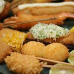 串匠 ほうずき - 繊細な生地はサクッと香ばしく、素材の味を引き立てている